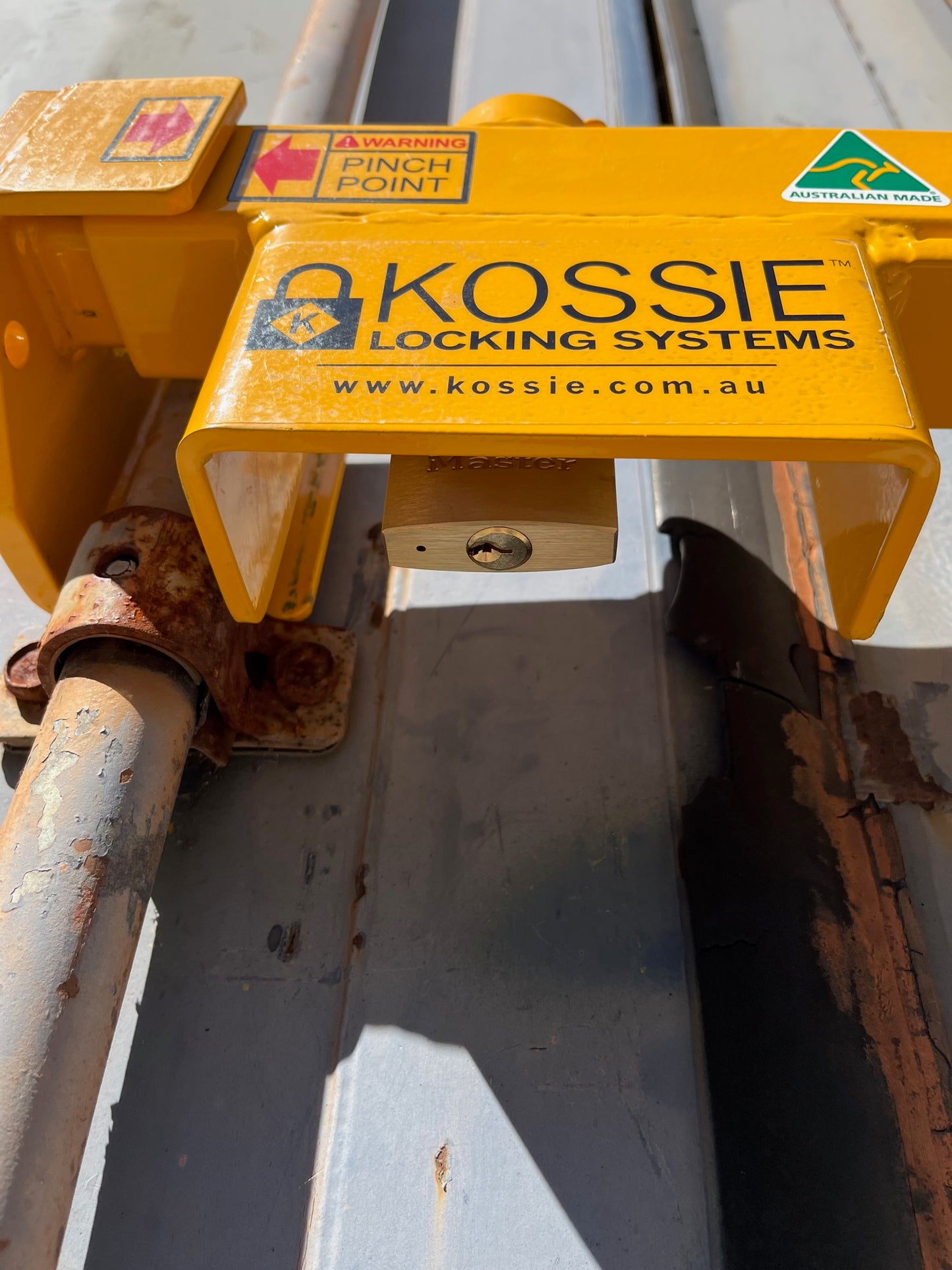 Kossie Container Lock